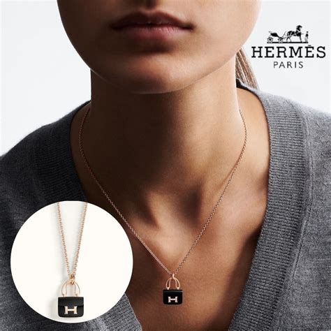 hermes amulette necklace|Amulettes Constance pendant .